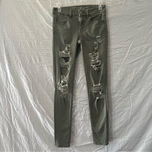 American Eagle Outfitters AEO super stretch ripped jeans